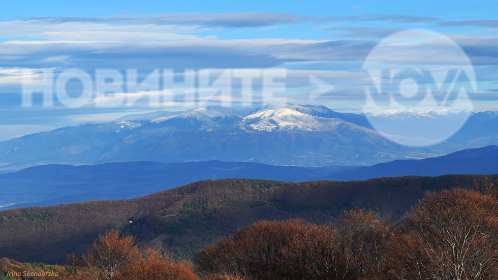 Гледка от Осоговската планина към Рила