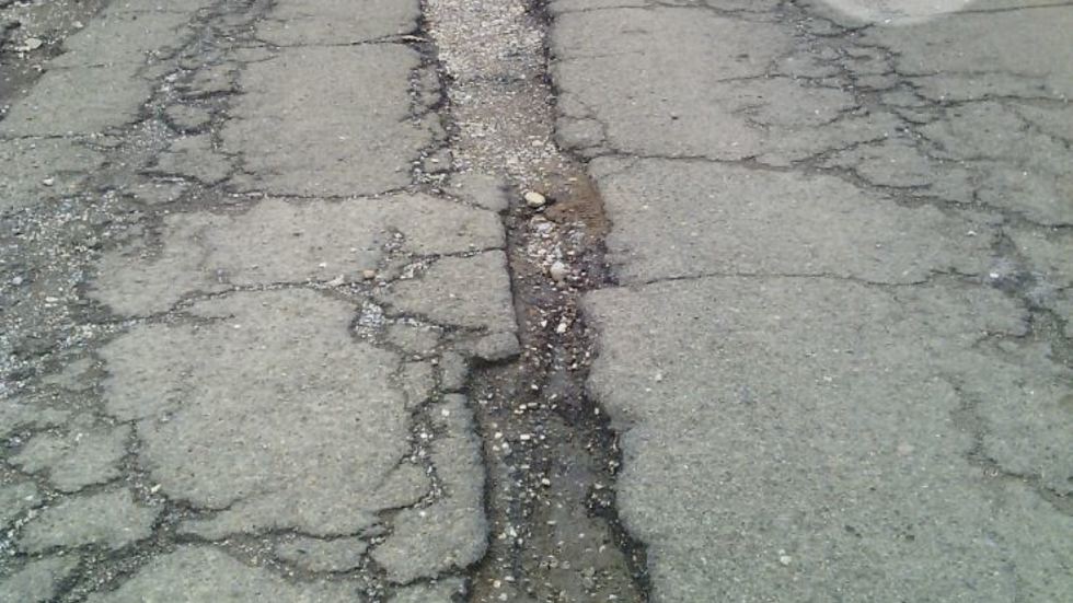 Неремонтираните пътища в България