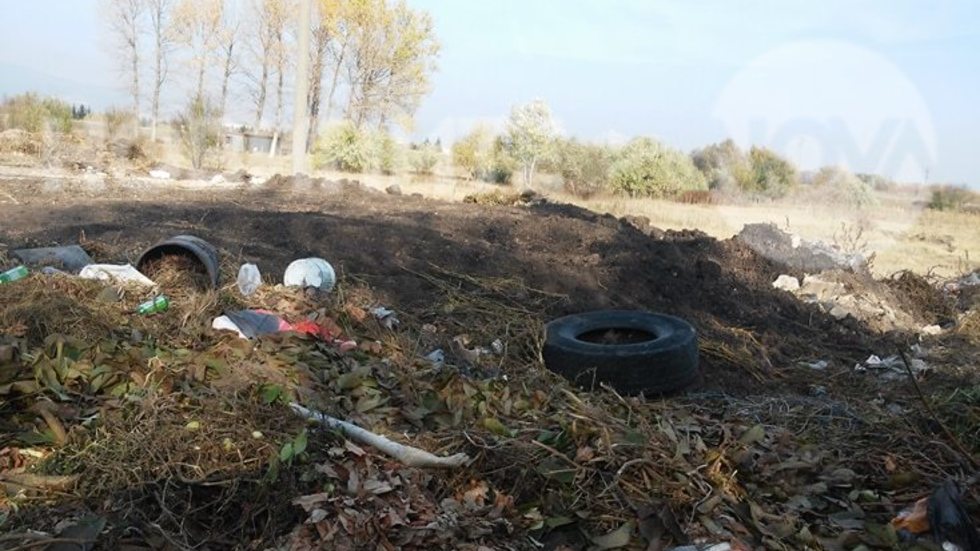 Импровизирано сметище в с. Равно поле