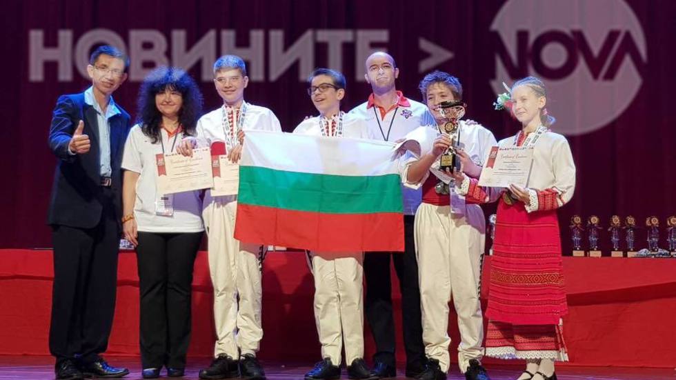 Българи с медали от Олимпиадата по математика в Малайзия