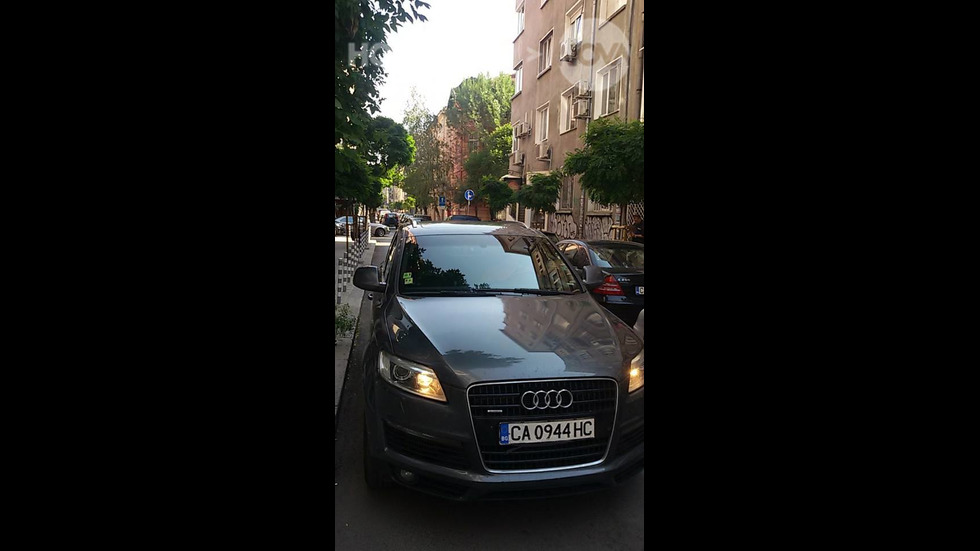 Смело в насрещното по малките улички в центъра на София