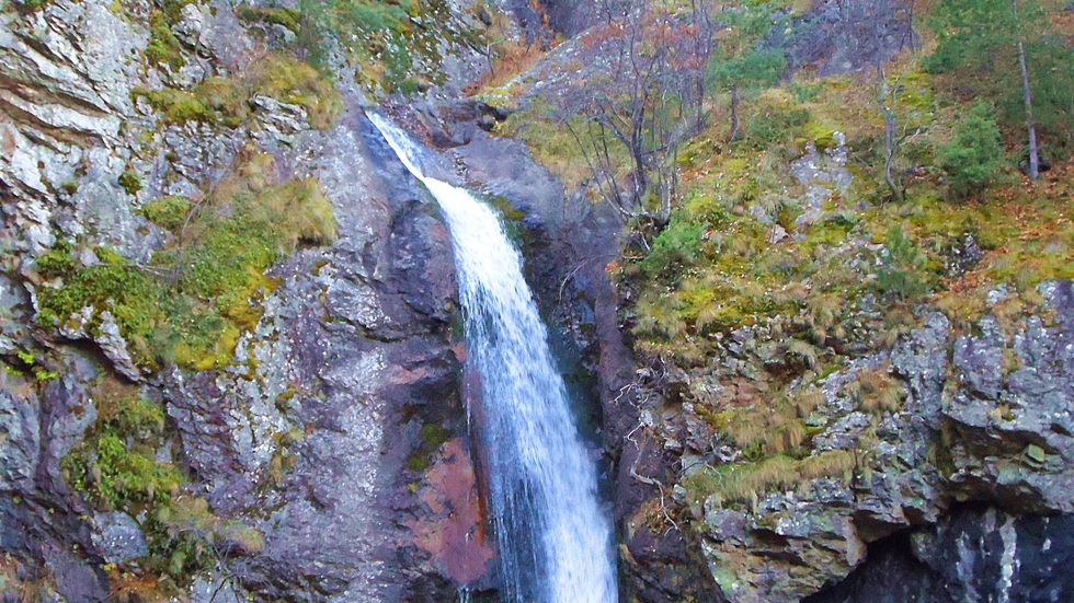 Овчарченски водопад в Рила