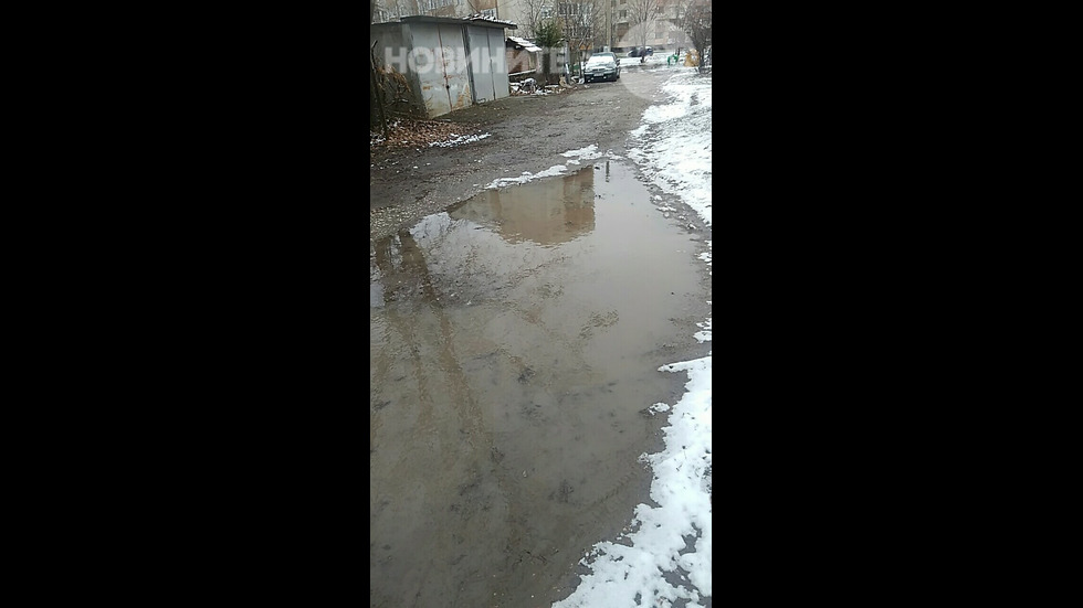 На път за новата детска площадка и футболно игрище в ж.к. "Левски В"