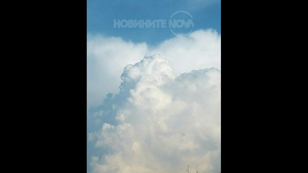 Облак над Велико Търново