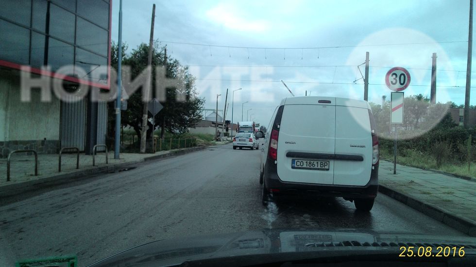 Полицаи в нарушение