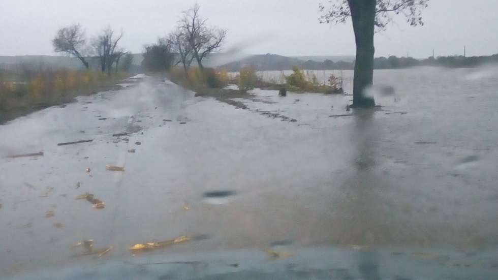 Проливни дъждове в село Полски Извор, област Бургас