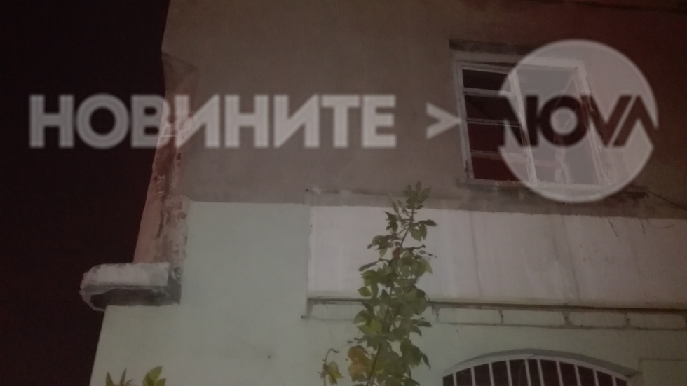 Срутиха поредна емблематична сграда в София