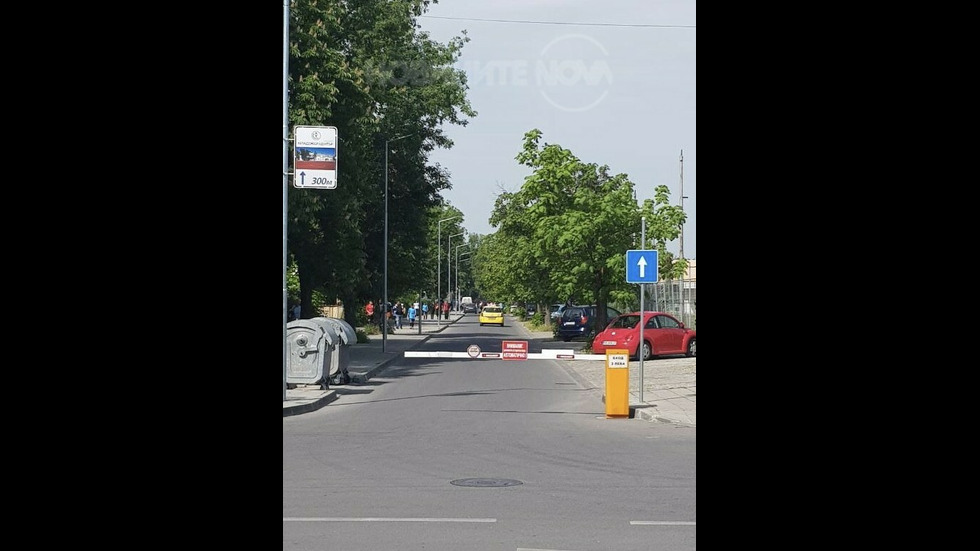 Не пускат инвалиди през бариерата на гребна база в Пловдив