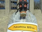 Дим и пара се издигат над АЕЦ "Фукушима"