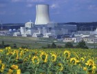 Франция "няма причина" да затваря ядрените си реактори