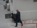 Пуснаха един от заложниците в Сливен