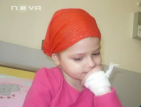 4-годишно момиченце се бори за живота си