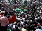 Хиляди на погребението на убития от НАТО син на Кадафи