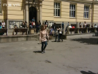 Студенти от Софийския университет излязоха на импровизиран протест