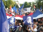 Ранени и задържани след сблъсъци на митинга в подкрепа на Ратко Младич