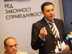 Общински съветник от Свищов наряза членската си карта от ГЕРБ