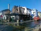Пожар изпепели две заведения и къща в Китен