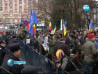 Ожесточени сблъсъци между полиция и протестиращи в Румъния