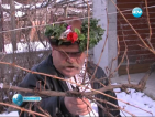 По стар български обичай днес мъжете отиват сред лозята, за да ги "зарежат"