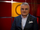 Истината, само истината и жените на Христо Сираков