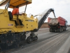 Започна отстраняването на некачествения асфалт на АМ „Тракия”