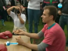 Световно първенство по спортове с яйца развесели британско градче