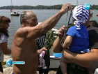 80-годишен мъж преплува 21 км по Дунав