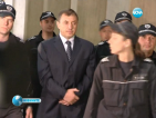 Алексей Петров се изправя пред съда за рекет и изнудване