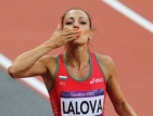 Лалова отиде на полуфинал на 200 метра