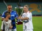 Христо Стоичков и Любо Пенев срещу футболни звезди в благотворителния мач на Нова ТВ