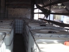33 тона нелегален спирт иззети от склад в Костинброд