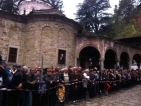 Патриарх Максим беше погребан в Троянския манастир