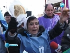 Работничка от ВМЗ-Сопот изпрати филия хляб на Дянков и Борисов
