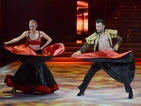 Гореща вечер в червено и черно в Dancing Stars