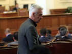Волен Сидеров със закани да доведе премиера в парламента