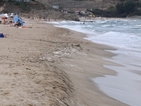 Вещество с мирис на петрол покри плажовете по Южното Черноморие
