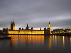 В британския парламент гледат порно сайтове