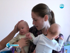 Операция в Лондон спаси български близнаци