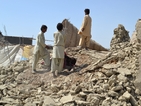 Жертвите на труса в Пакистан са вече 350