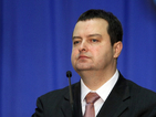 Арестуваха мъж, заплашил да убие децата на сръбския министър-председател