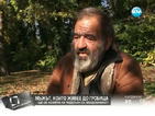 Историята на един мъж, който живее на гробището във Варна