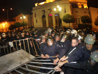 МВР издирва участници в снощните протести