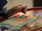 Парламентът раздели хазарта на онлайн и офлайн
