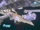 Двама астронавти посрещат Рождество Христово в открития Космос