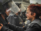 35-те най-удивителни снимки от протести по света