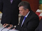 Янукович натовари Сергей Арбузов с правомощия на премиер