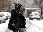 Снежна буря откъсна от света 20 000 души в Северен Иран