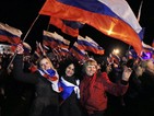 Крим празнува след референдума, Западът и САЩ го отхвърлят