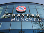 УЕФА наказа Байерн Мюнхен за хомофобски банер