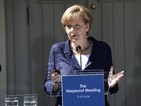 Меркел подкрепя кандидатурата на Юнкер за председател на ЕК